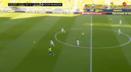 德甲最快10次帽子戏法排名：凯恩76场居首，盖德-穆勒161场（德甲10次帽子戏法达成速度榜：凯恩76战第一，盖德-穆勒161战）