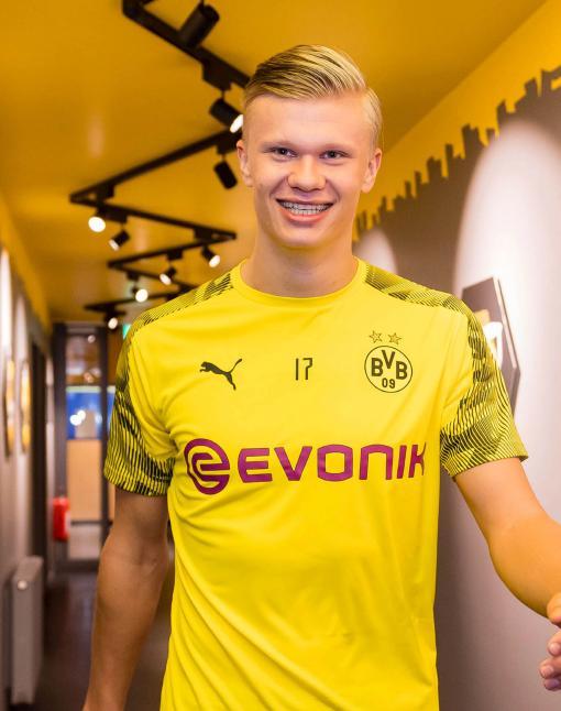 沙媒：鲁本-内维斯将和利雅得新月续约2年，未来几天会官宣